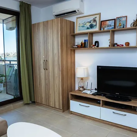 Apartament Life One-bedroom With Sea View By Flаt Manаger *