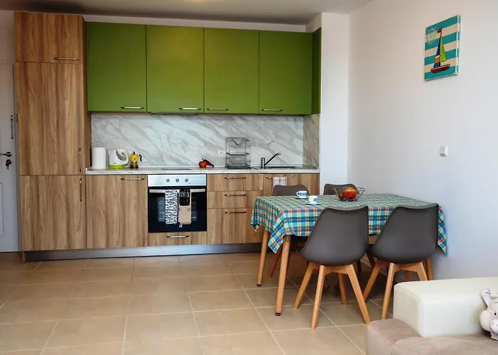 Apartament Life One-bedroom With Sea View By Flаt Manаger *