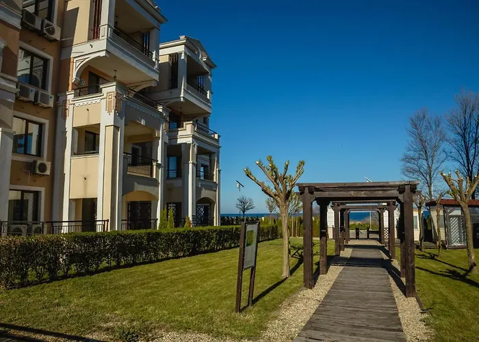 Life One-bedroom With Sea View By Flаt Manаger