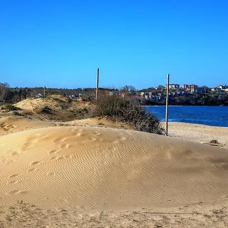 Apartament Life One-bedroom With Sea View By Flаt Manаger Sozopol