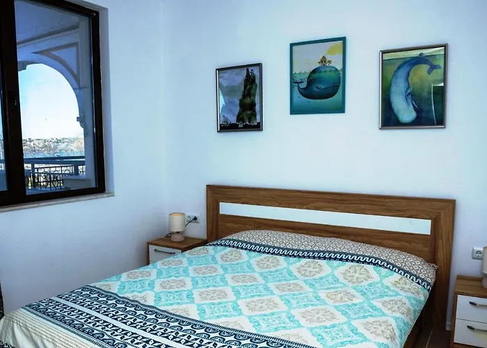 Life One-bedroom With Sea View By Flаt Manаger Sozopol